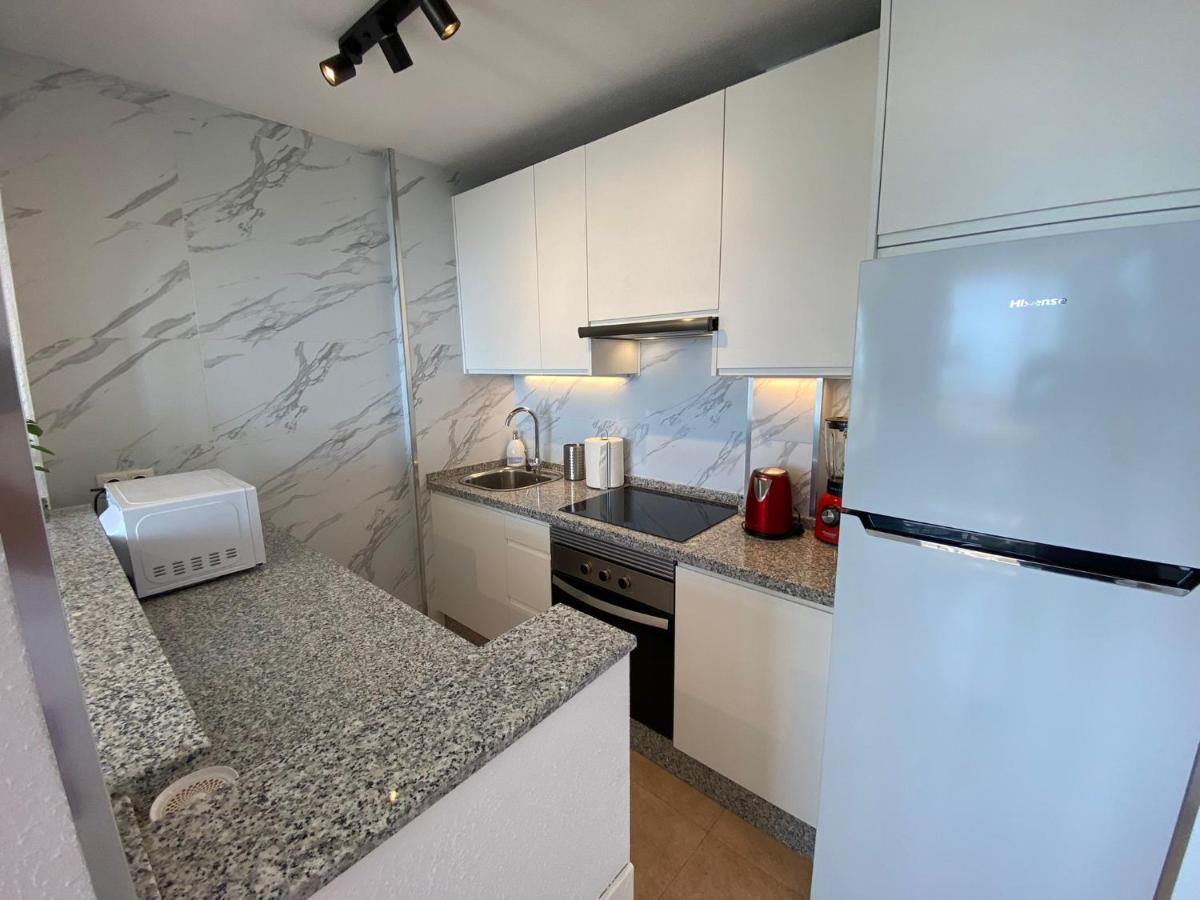 Apartamento Diorama D Con Impresionante Vista, Piscina Y Parking เบนัลมาเดนา ภายนอก รูปภาพ